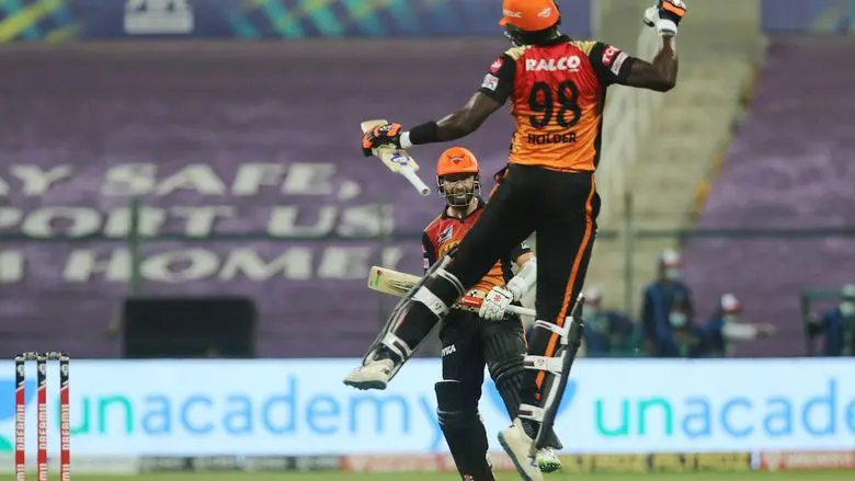 SUNRISERS-ENTERS-2ND-QUALIFIER-IN-IPL-2020