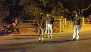 AHMEDABAD-EXTENDS-NIGHT-CURFEW