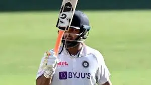 PANT-ICC-PLAYEROF-MONTH-AWARD-WINNER