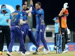 MUMBAI-BEAT-SUNRISERS-HYDERABAD-WITH-13RUNS