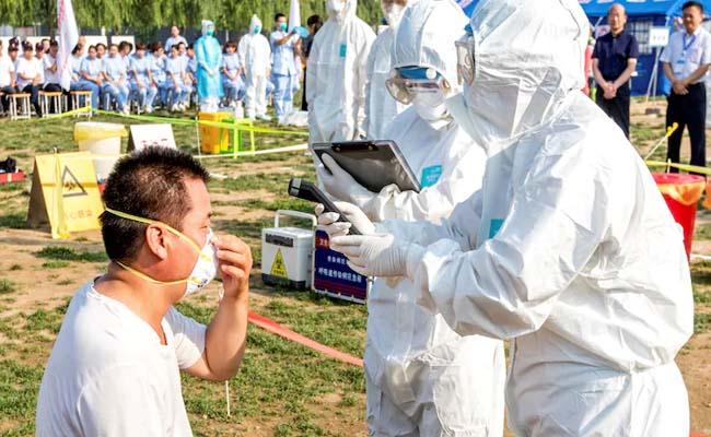 CHINA-REPORTS-FIRST-BIRDFLU-CASE-IN-HUMANS
Meta 