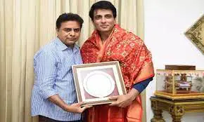 SONUSOOD-MET-MINISTER-KTR-IN-HYDERABAD