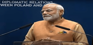 MODI-TALKS-ABOUT-PEACE-IN-POLAND-SPEECH